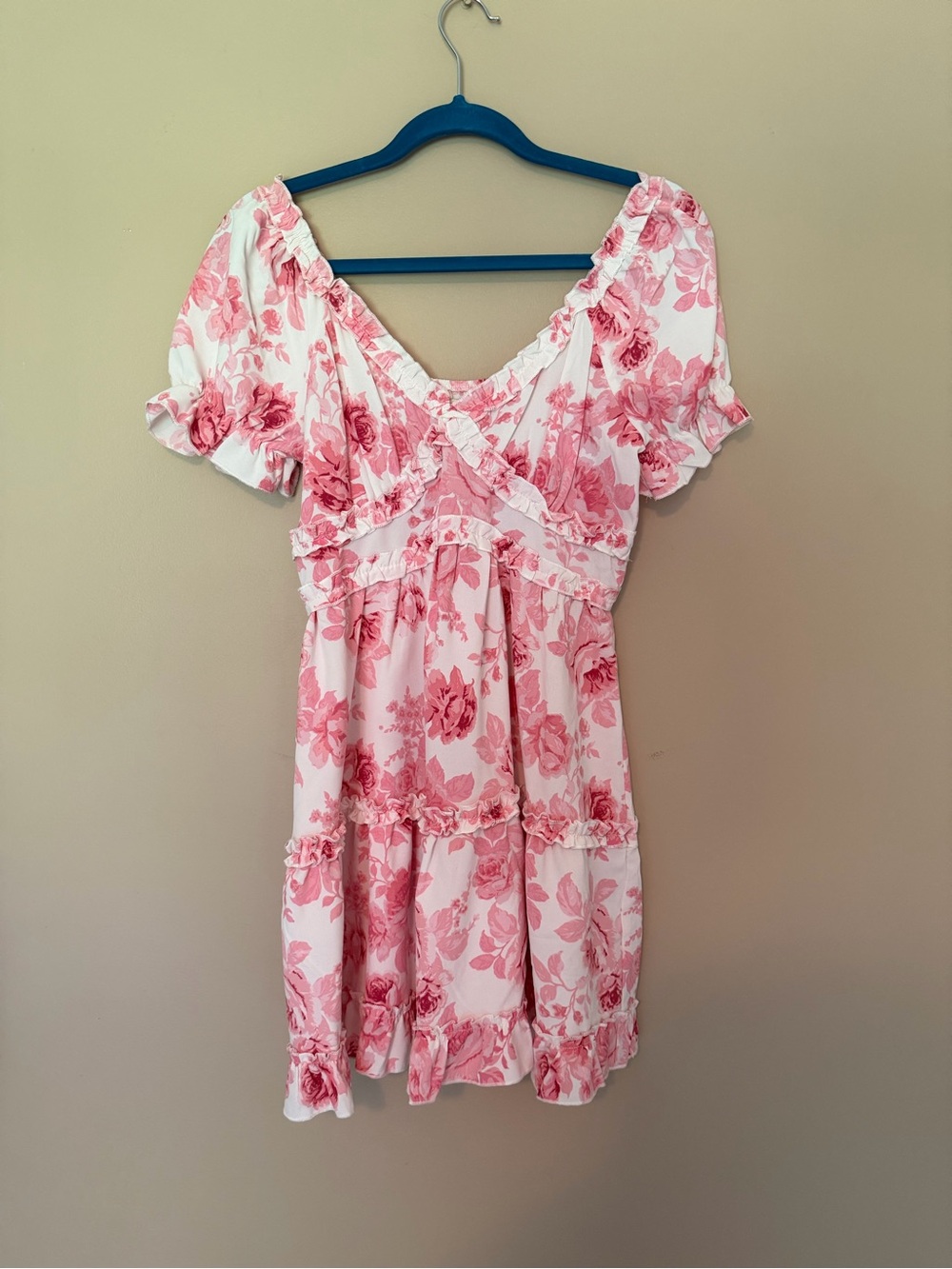 NWOT Inspired Hearts White and Pink Floral Mini Dress